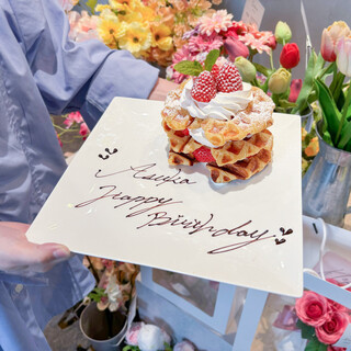 【バースデー/推し活/お祝いプラン】Tea&herbTea plan(紅茶飲み放題) メッセージ入りクロッフルケーキ付き(2名様分4,860円/税抜)