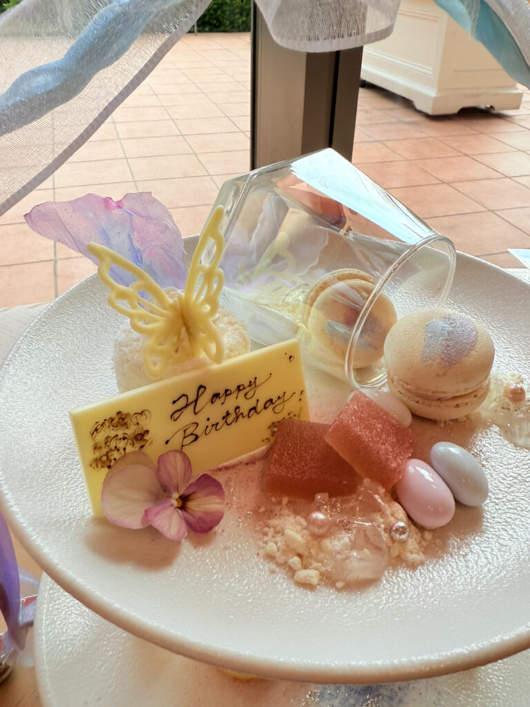 横浜の推し活カフェ。ティースタンド③