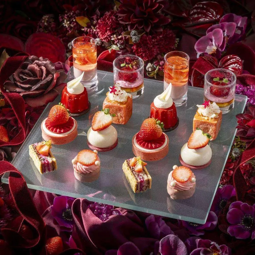 東京湾ビューで楽しむいちご尽くしのラグジュアリーアフタヌーンティー