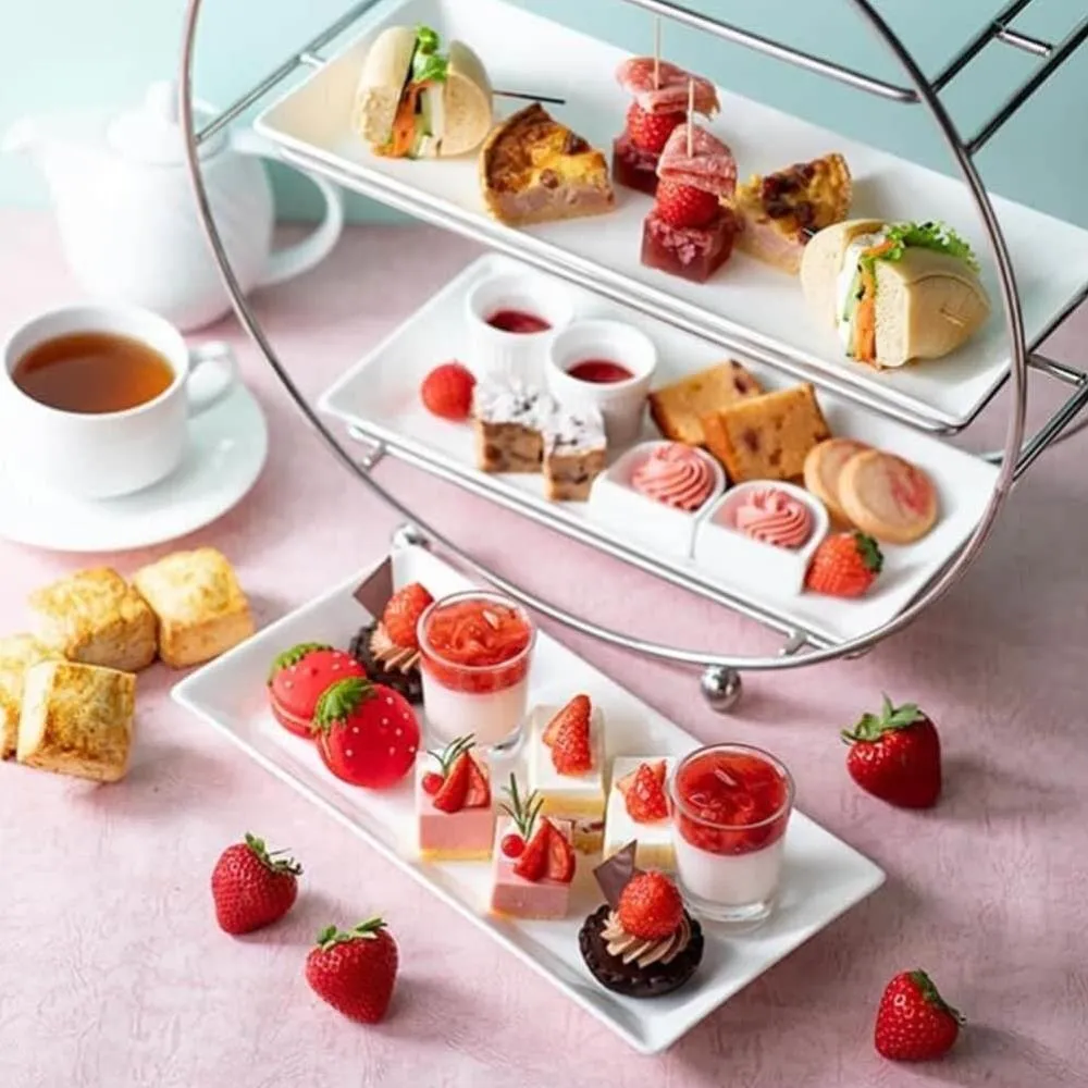 高層階ビューで楽しむいちごのアフタヌーンティー 5,500円