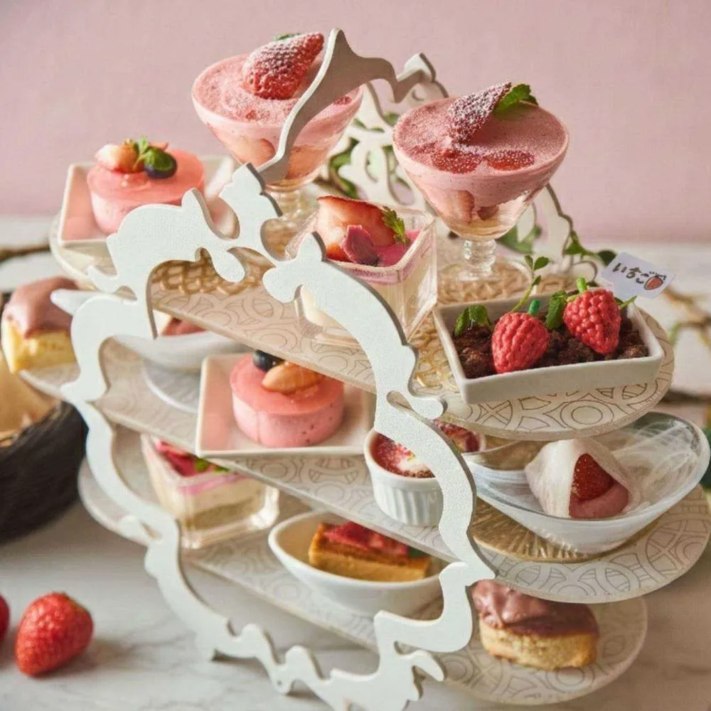 【六本木】バー&レストラン ココノマ|苺づくしの春限定アフタヌーンティー