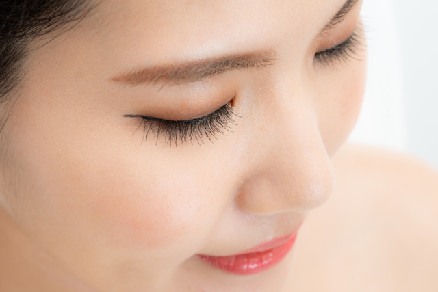 【アートメイク】汗で消えない完璧な眉